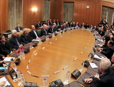 Η ντιρεκτίβα «άρνησης της πραγματικότητας» που έδωσε το Μαξίμου στα στελέχη του ΣΥΡΙΖΑ: «Θα λέτε όλα είναι τέλεια»